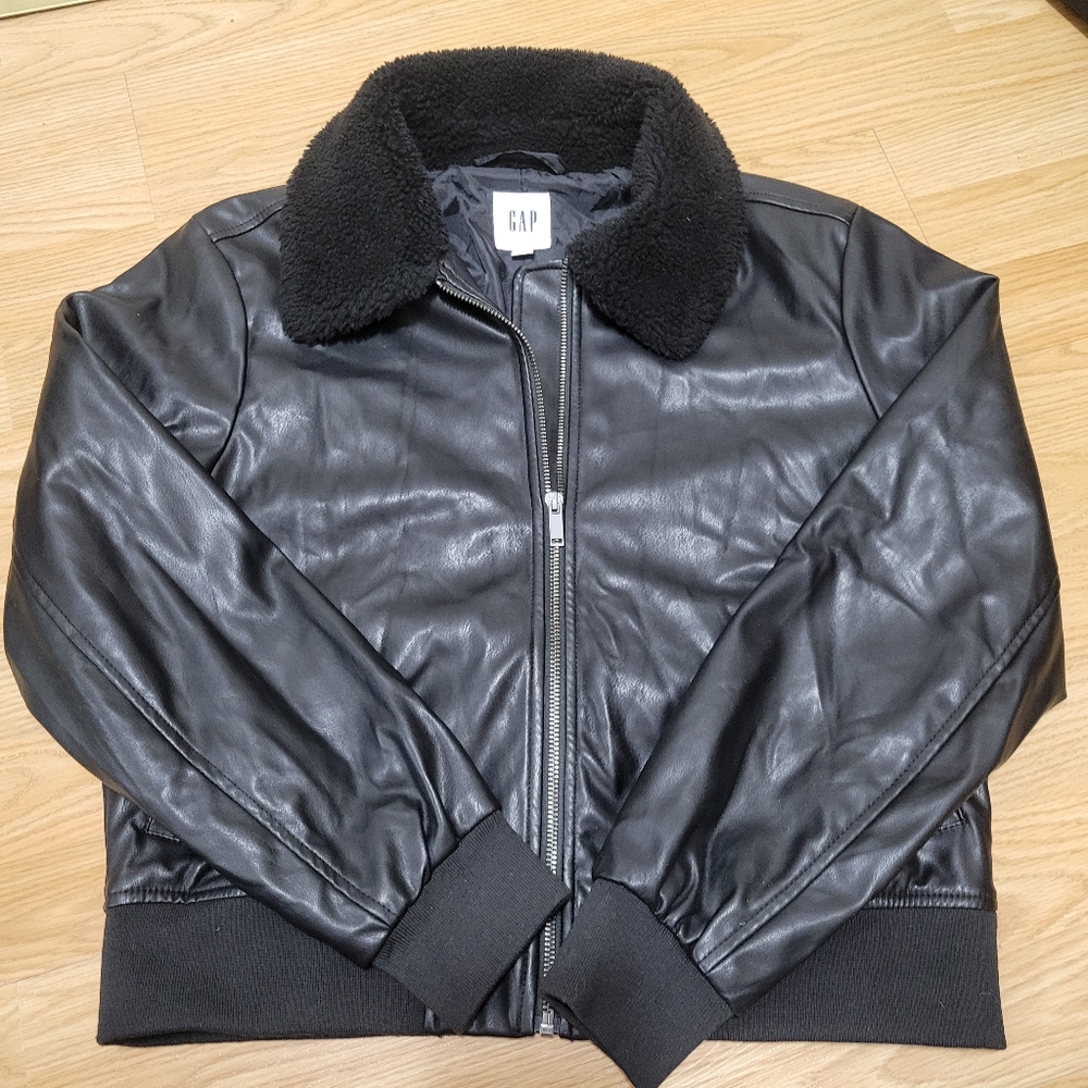 GAP Black Bomber Jacket Sleek Glossy Design